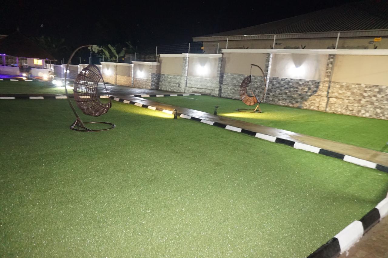Aenon Suites Oshogbo Bagian luar foto