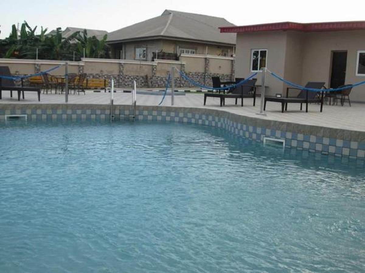 Aenon Suites Oshogbo Bagian luar foto